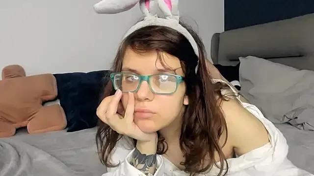 Katty_Kitty9999 on StripChat 