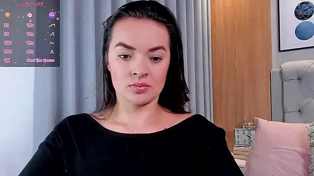 lennabell on StripChat 
