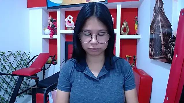 Letty_Plugxo on StripChat 
