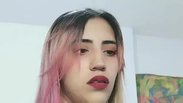 linnie_ on StripChat 