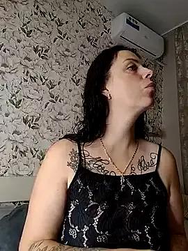 Lola_Hale on StripChat 