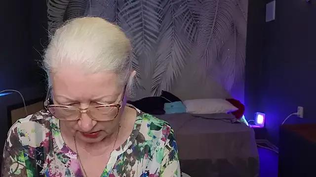 Maya_Mayflower on StripChat 