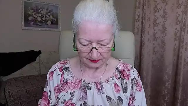 Maya_Mayflower on StripChat 