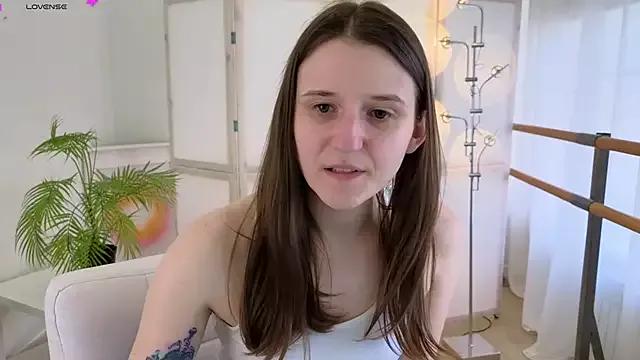 Melly_Shally on StripChat 