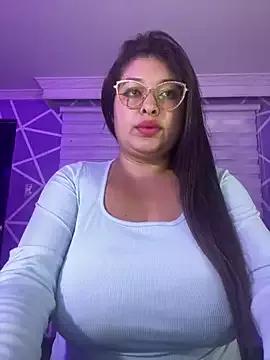 MiiaaJoness on StripChat 