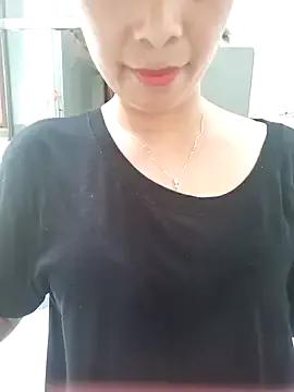 mimi520 on StripChat 