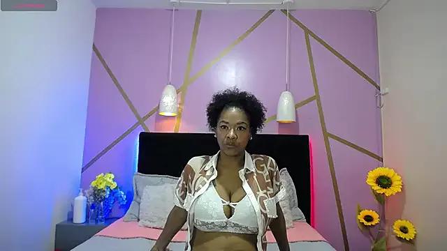 MissEliott on StripChat 