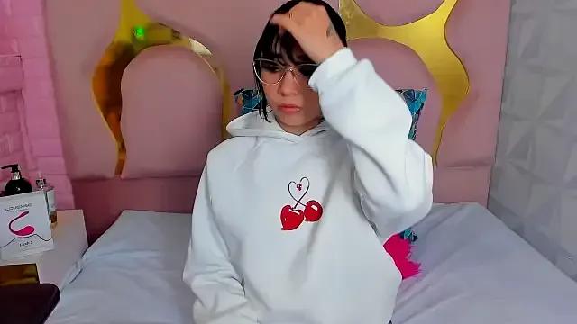 Niina_Sissy on StripChat 