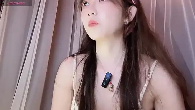 qqqq0808 on StripChat