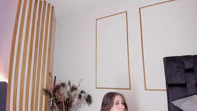 sara__jones_gh on StripChat 