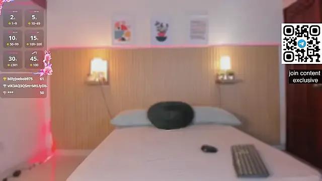 Sirenita_petitexoxo — show boobs