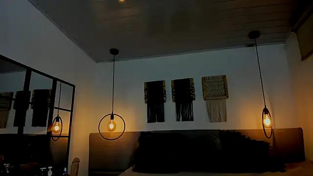 Sweet_camille on StripChat 