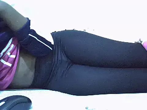 sweetangel41 on StripChat 