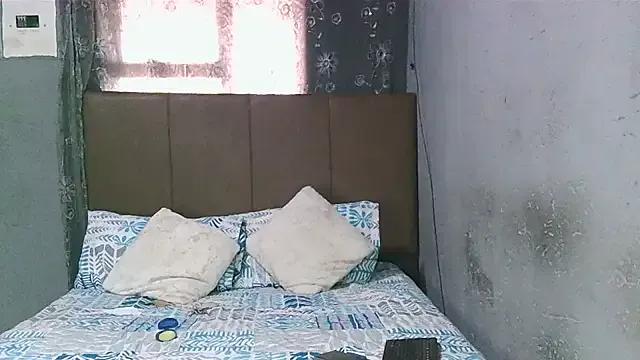 Sweetbedroomeyez01 on StripChat 