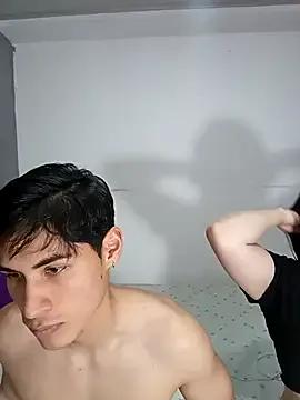 Sweetlove_243 on StripChat 