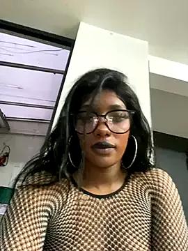 TIFFANYYSTAR on StripChat 