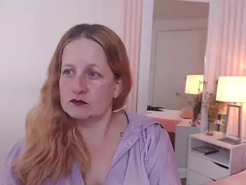 ViioletaMora on StripChat 