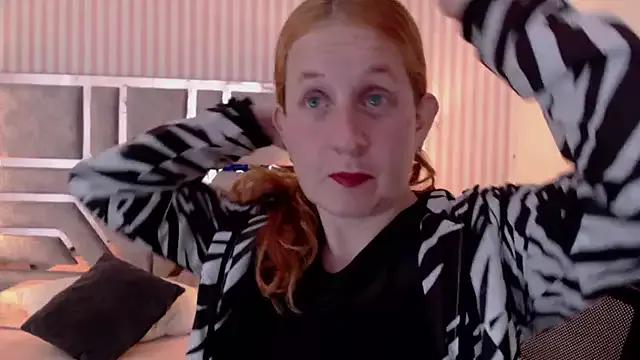 ViioletaMora on StripChat 