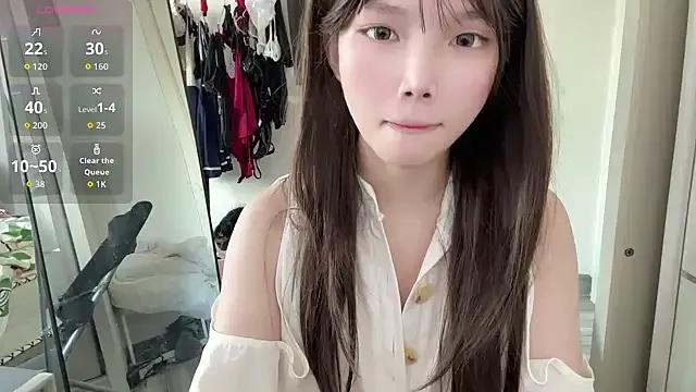 Yiyi-707 —     830 